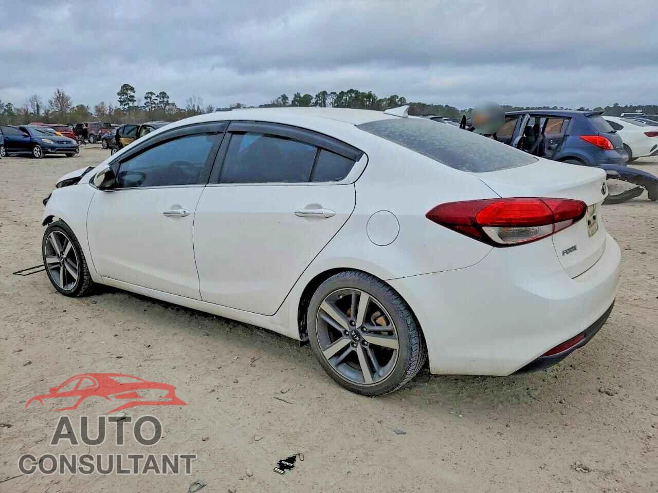 KIA FORTE 2017 - 3KPFL4A85HE126953