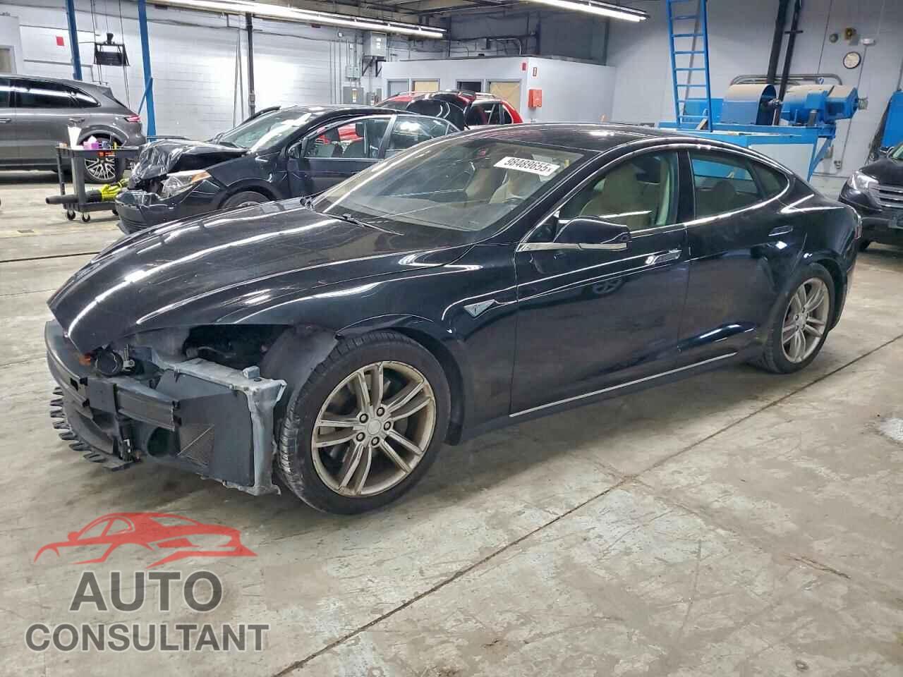 TESLA MODEL S 2013 - 5YJSA1CN9DFP10668