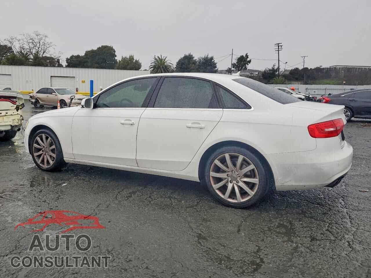 AUDI A4 2013 - WAUFFAFL2DN006145