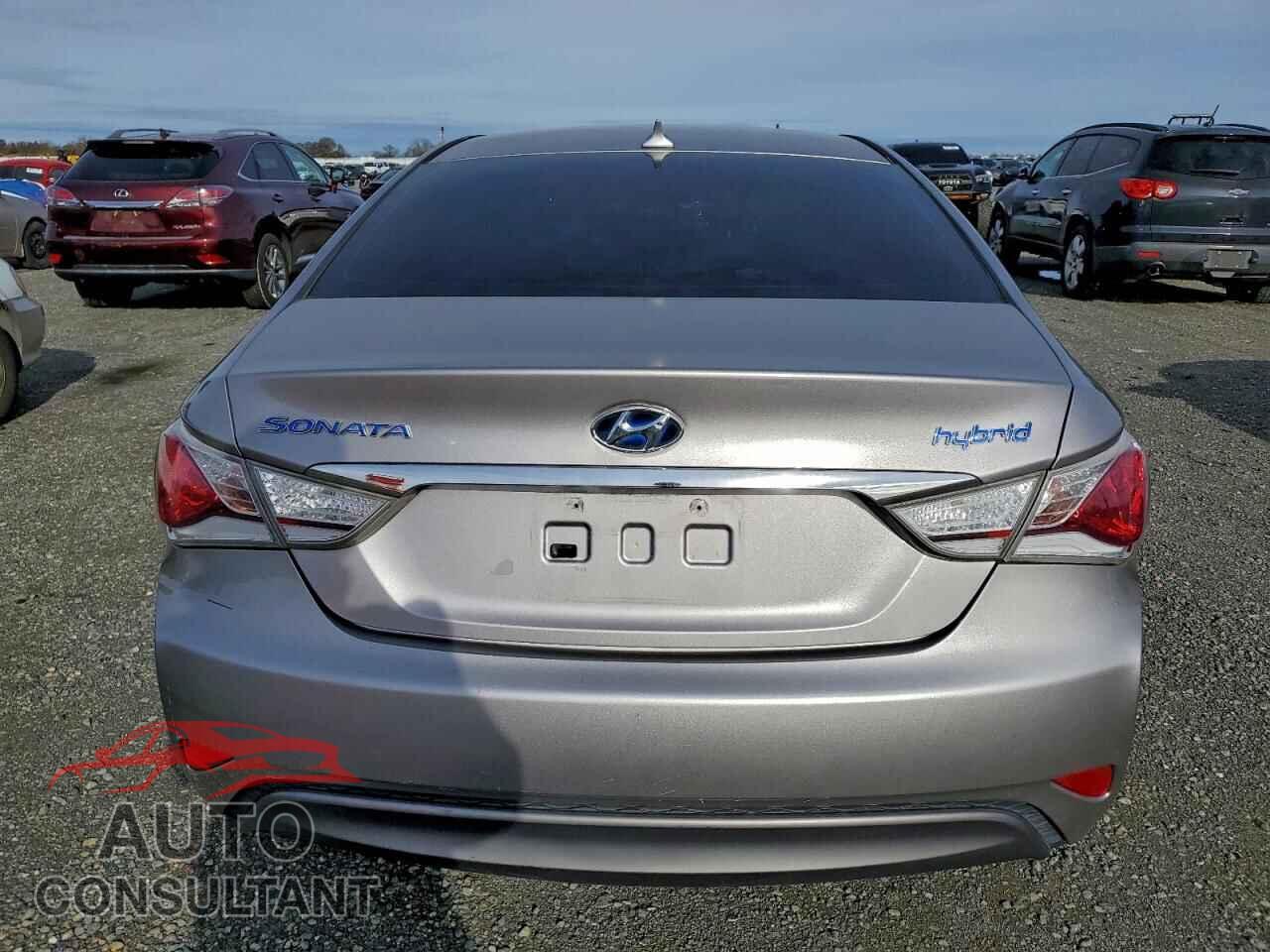 HYUNDAI SONATA 2012 - KMHEC4A40CA058366