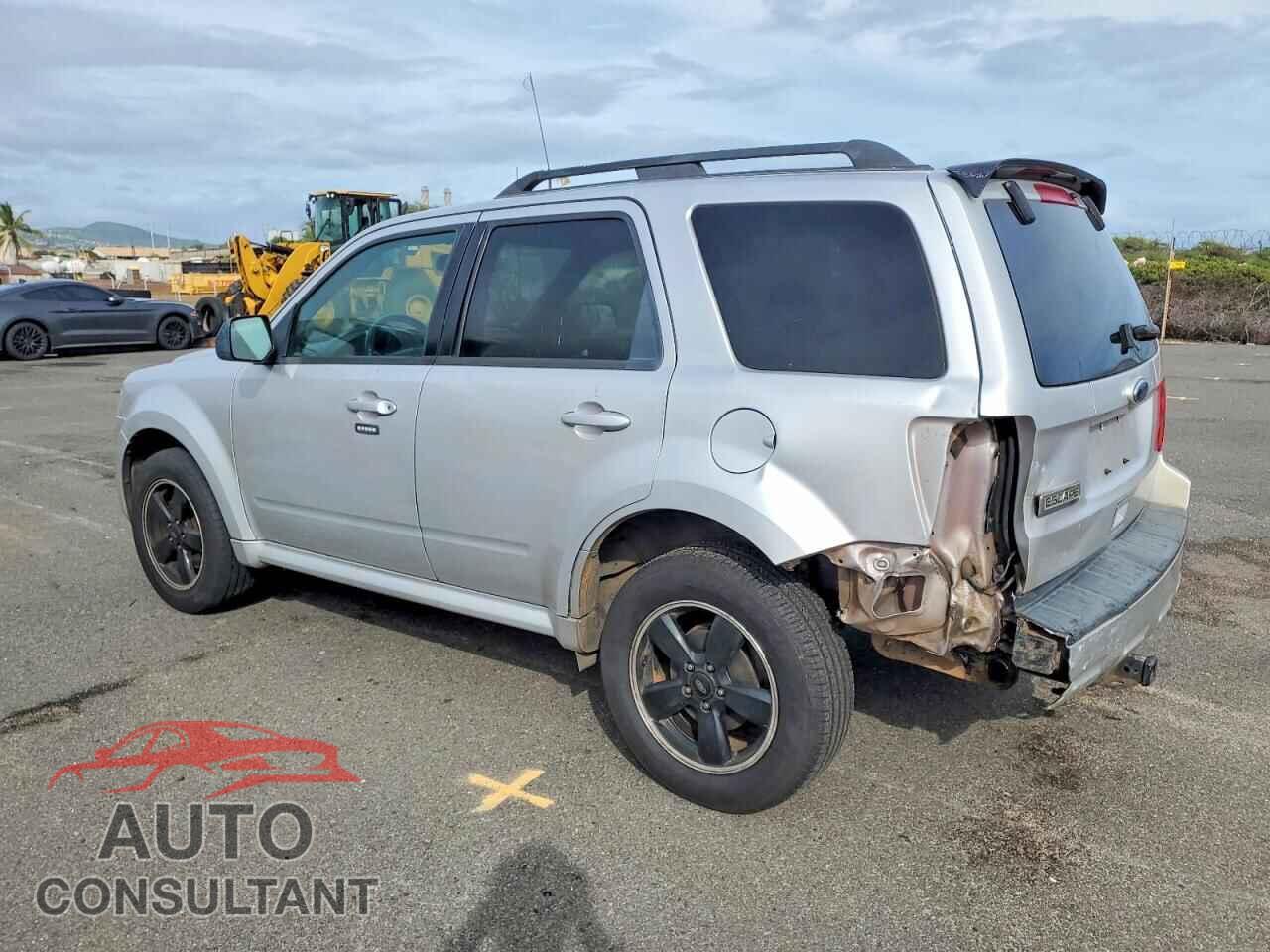 FORD ESCAPE 2011 - 1FMCU0D76BKA68637