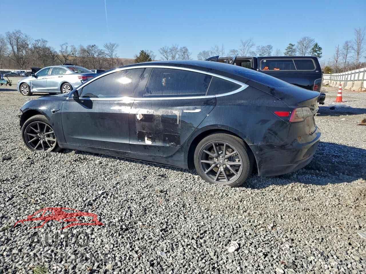TESLA MODEL 3 2019 - 5YJ3E1EBXKF208678