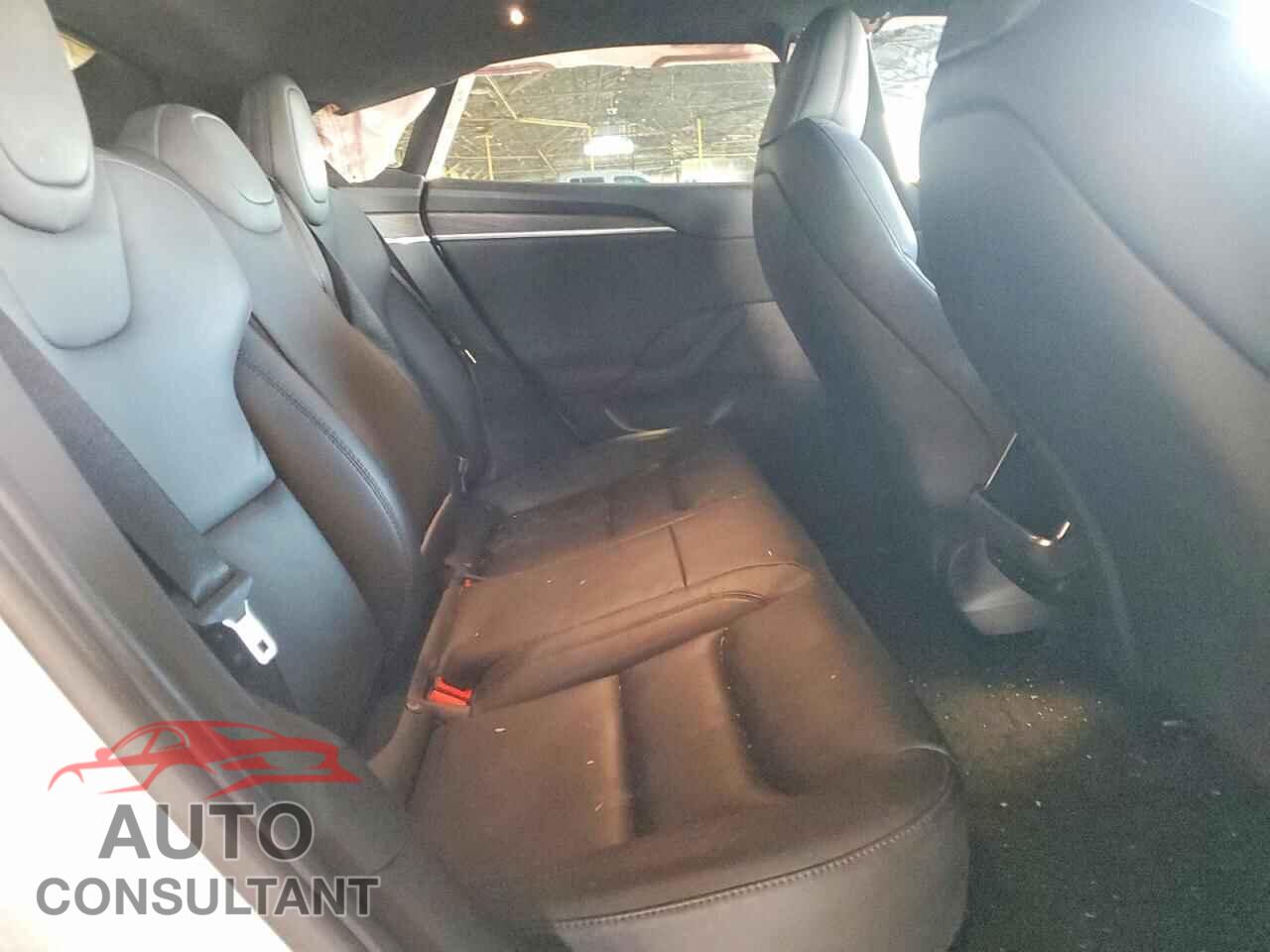 TESLA MODEL S 2021 - 5YJSA1E52MF443600