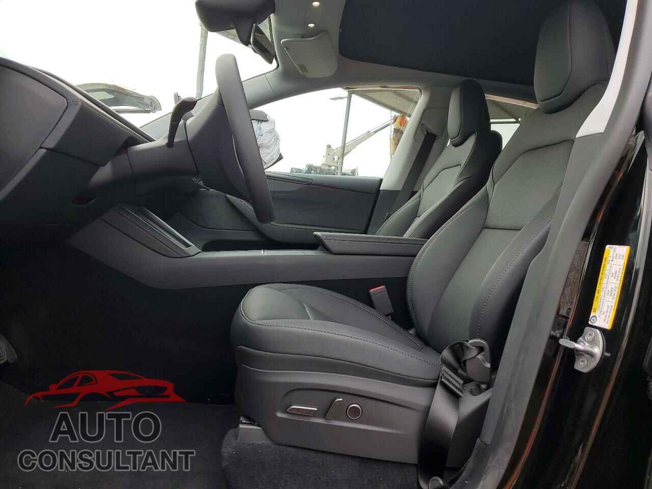 TESLA MODEL Y 2026 - 7SAYGDED6TF458202