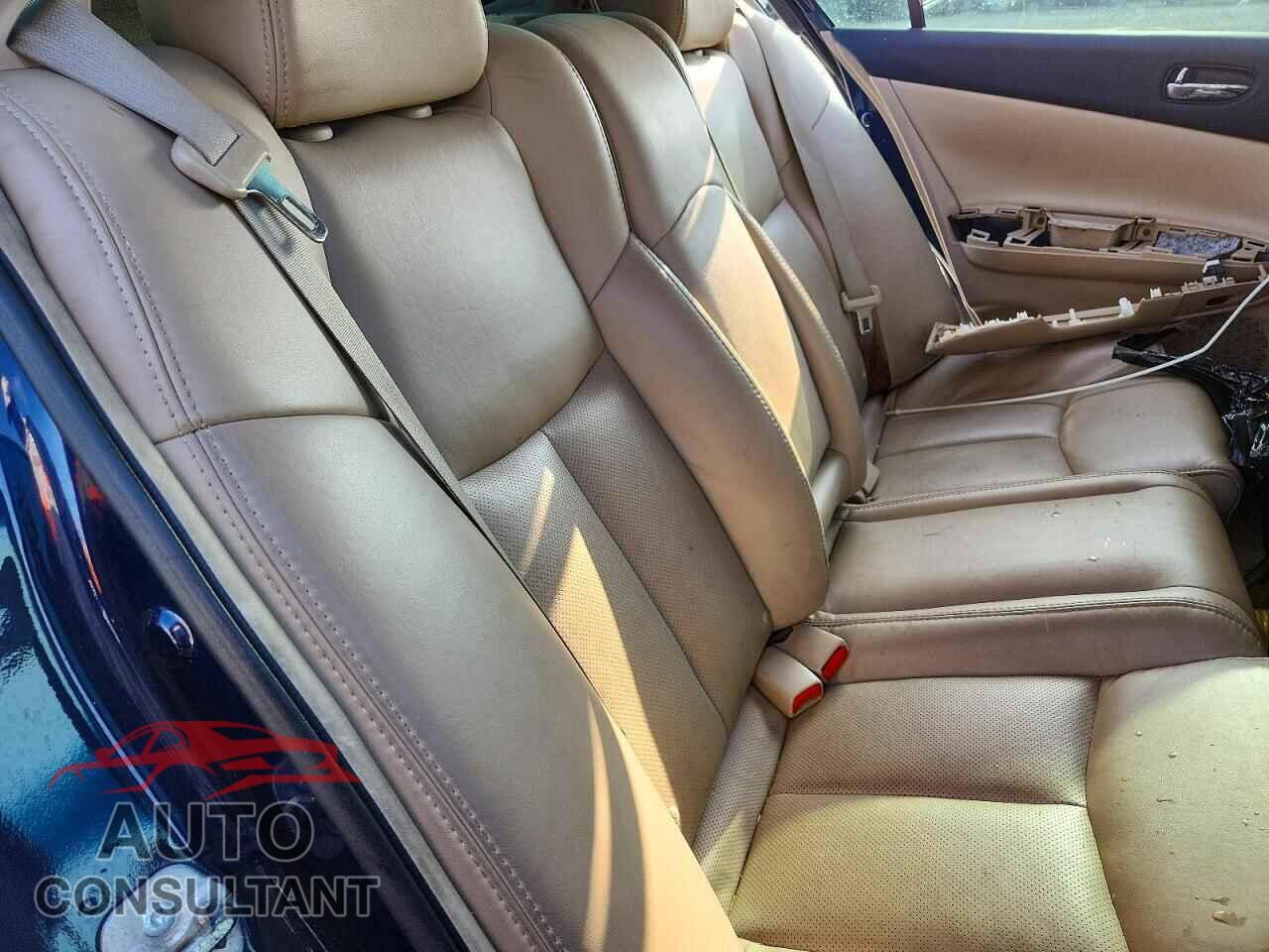 NISSAN MAXIMA 2013 - 1N4AA5AP5DC809160