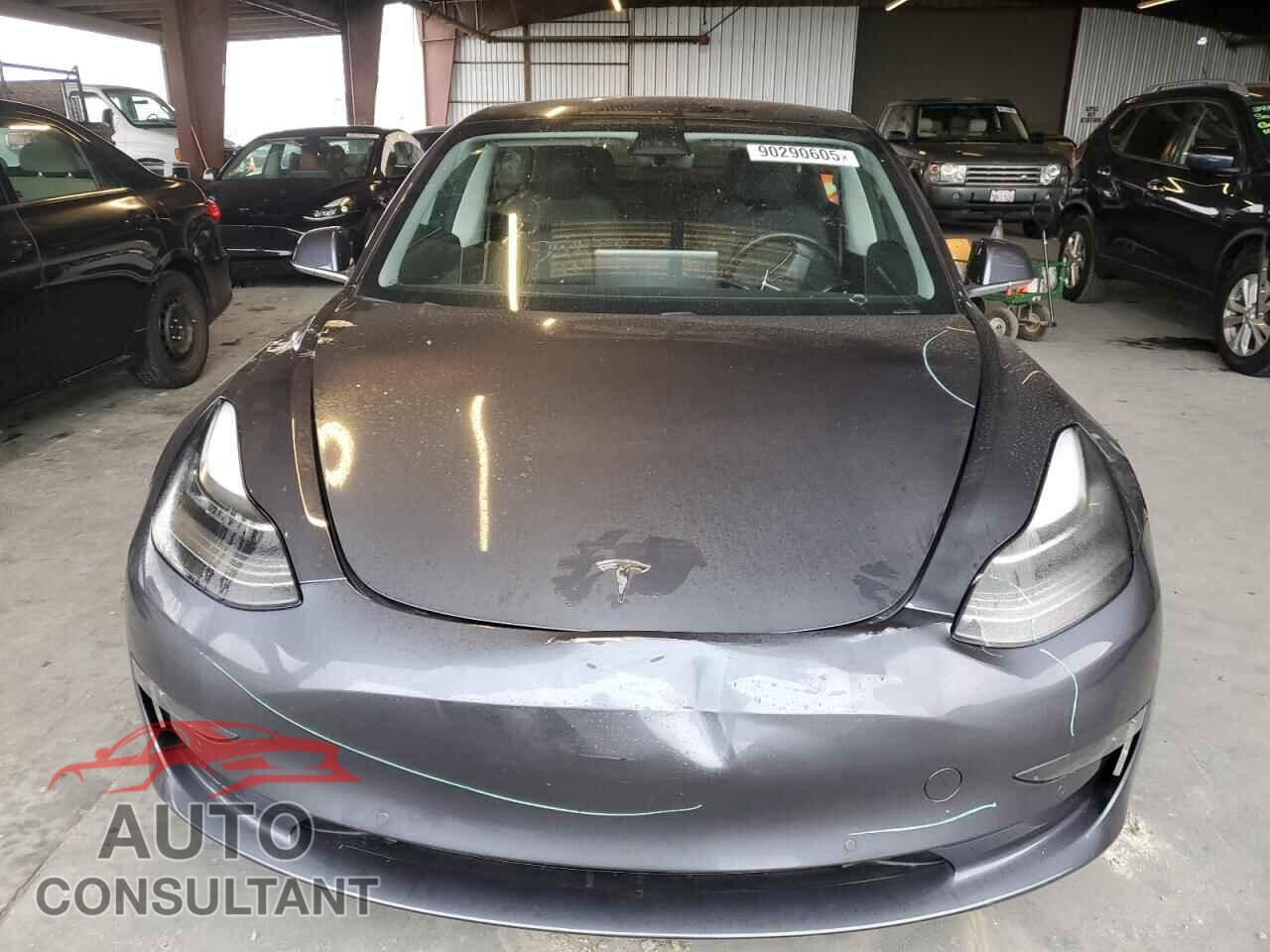 TESLA MODEL 3 2018 - 5YJ3E1EAXJF033970