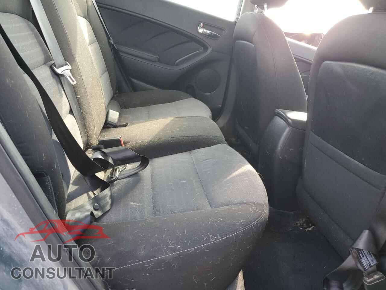 KIA FORTE 2017 - 3KPFL4A70HE139357