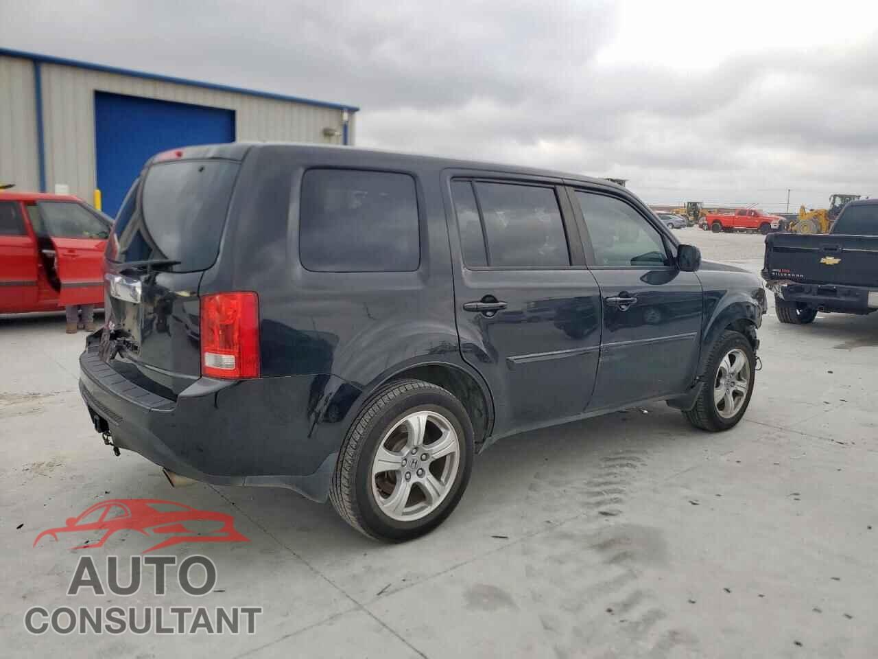 HONDA PILOT 2012 - 5FNYF3H51CB043237