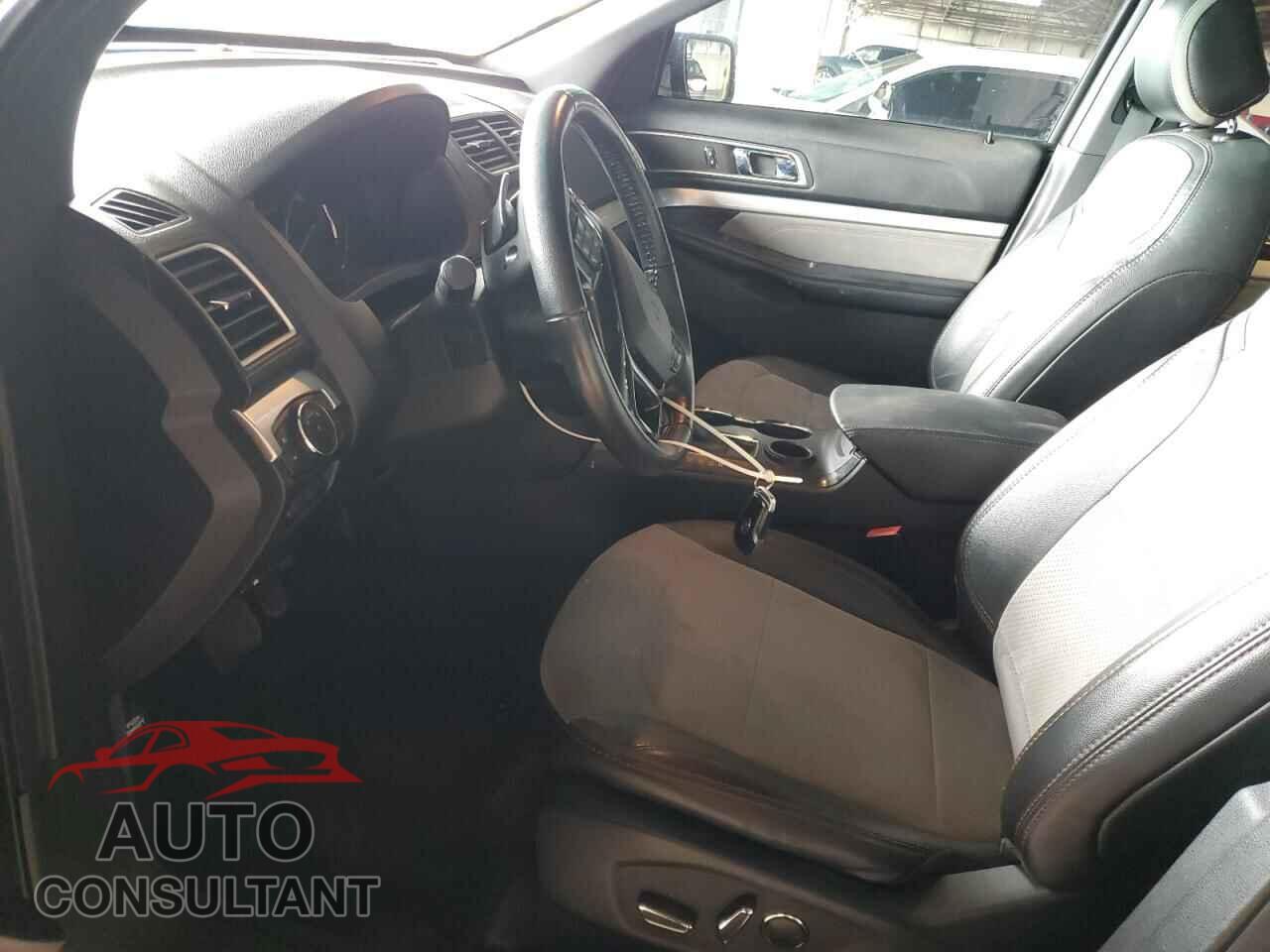 FORD EXPLORER 2017 - 1FM5K7D84HGD56037