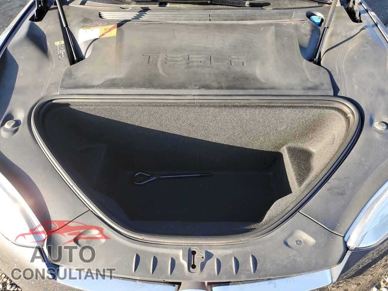 TESLA MODEL S 2017 - 5YJSA1E25HF199405