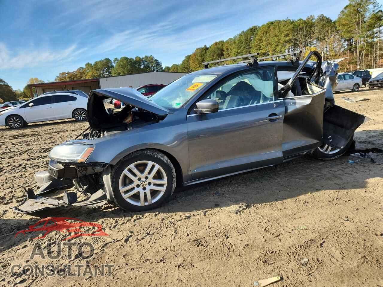 VOLKSWAGEN JETTA 2017 - 3VW2B7AJ9HM243637