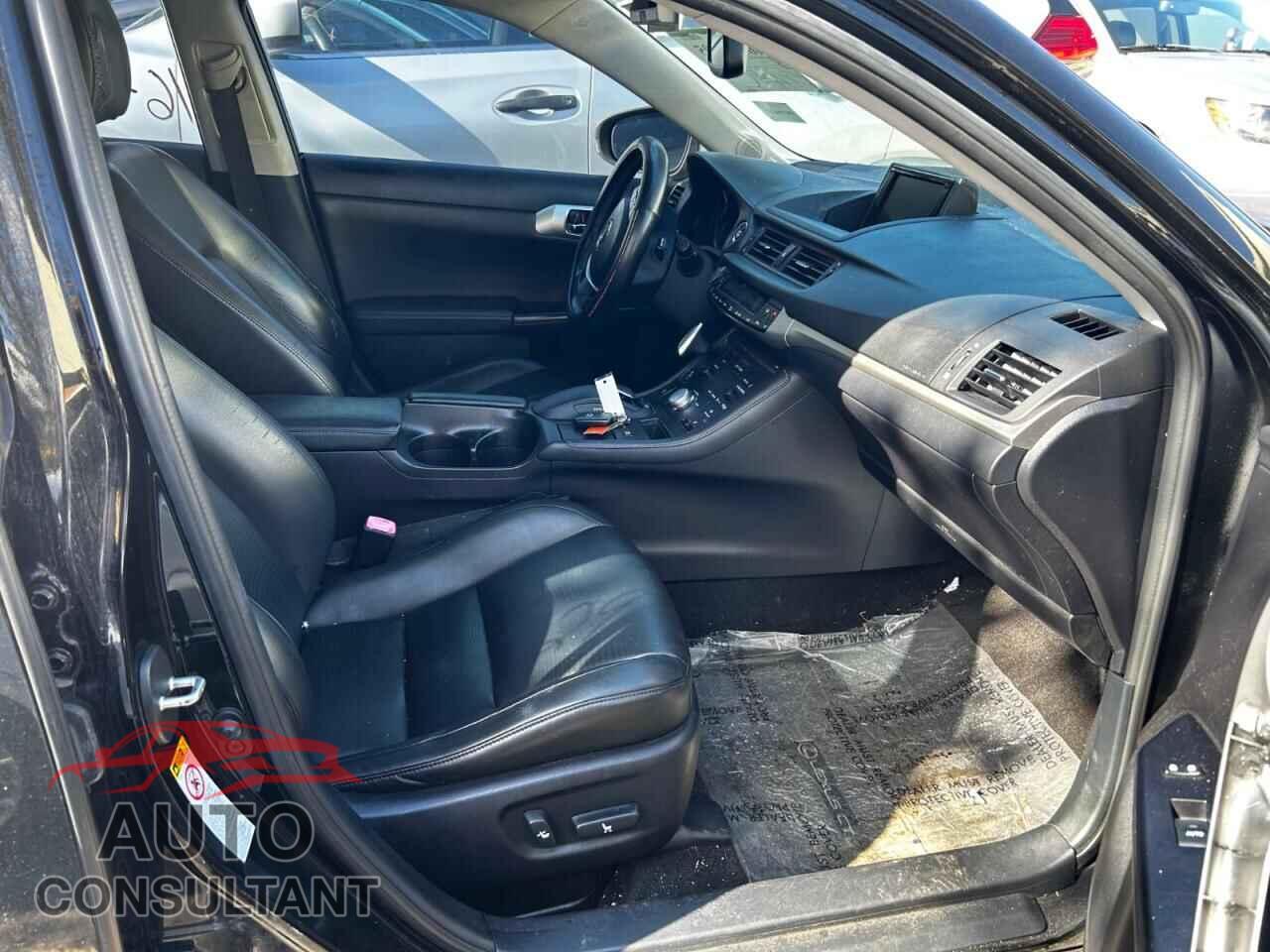LEXUS CT 200 2013 - JTHKD5BH2D2162976