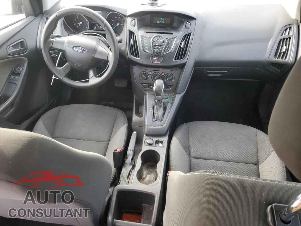 FORD FOCUS 2014 - 1FADP3E28EL193650