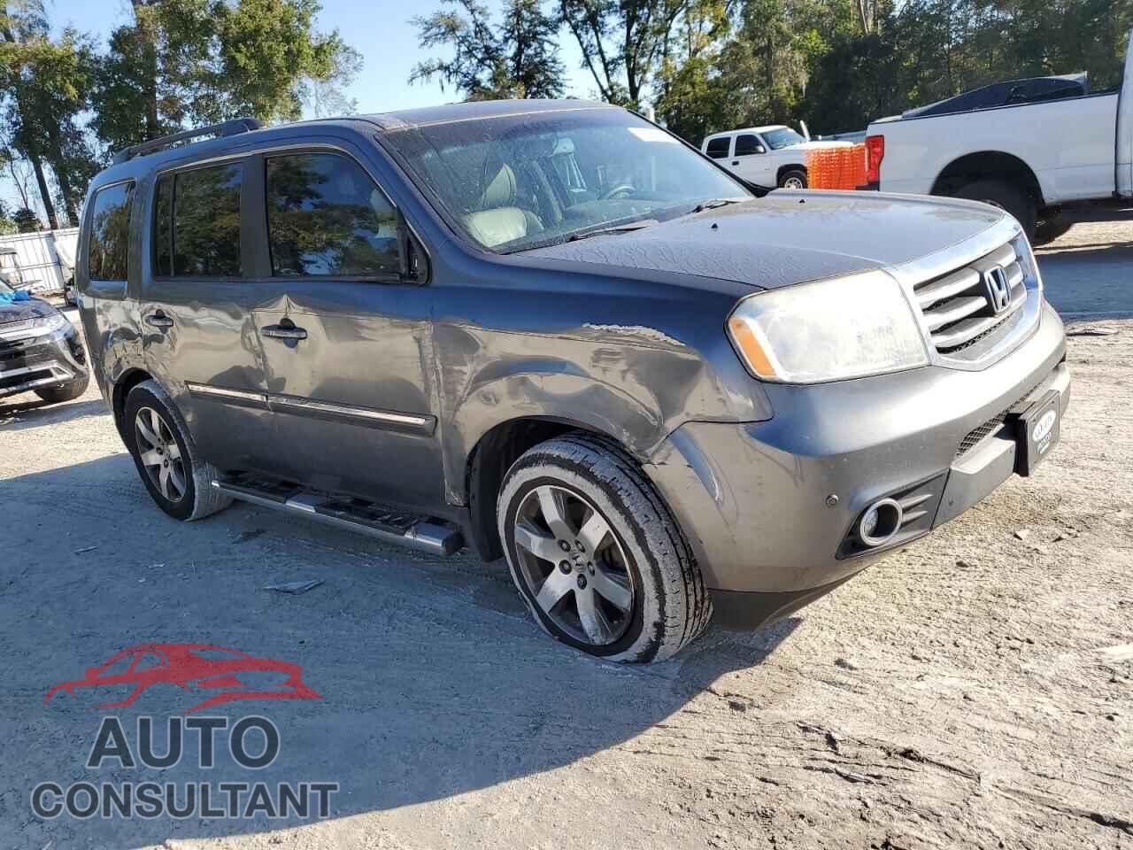 HONDA PILOT 2013 - 5FNYF3H93DB020160