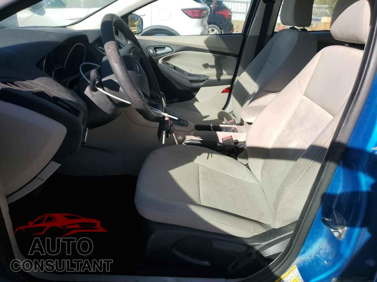 FORD FOCUS 2015 - 1FADP3F20FL227760