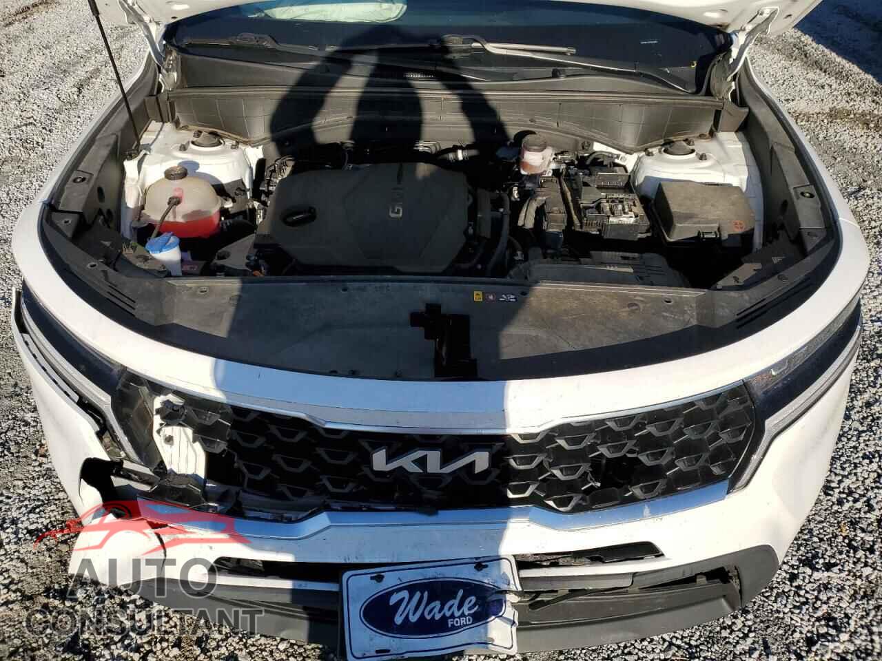 KIA SORENTO 2023 - 5XYRG4LC5PG168544
