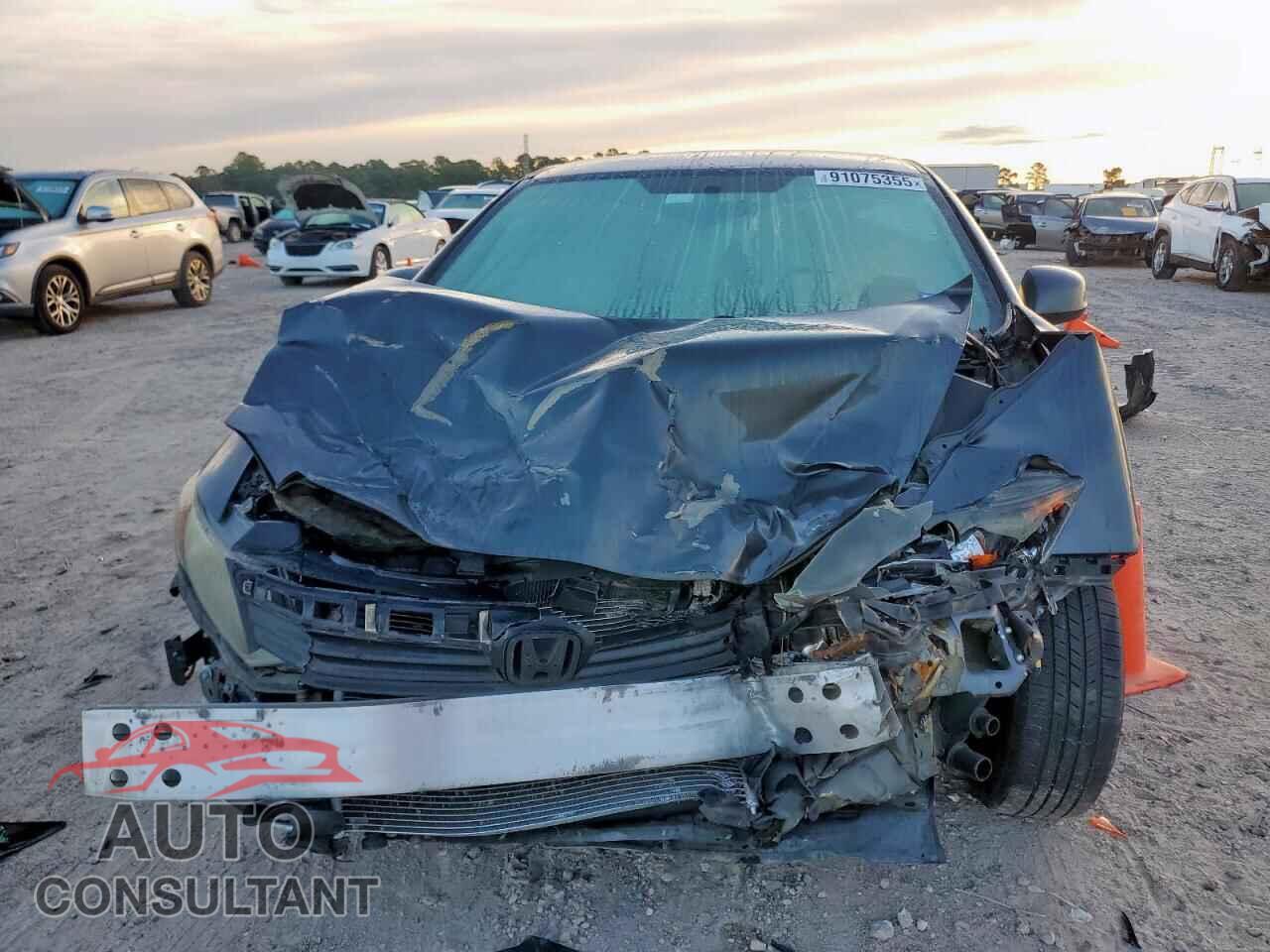 HONDA CIVIC 2012 - 2HGFB2F55CH559922