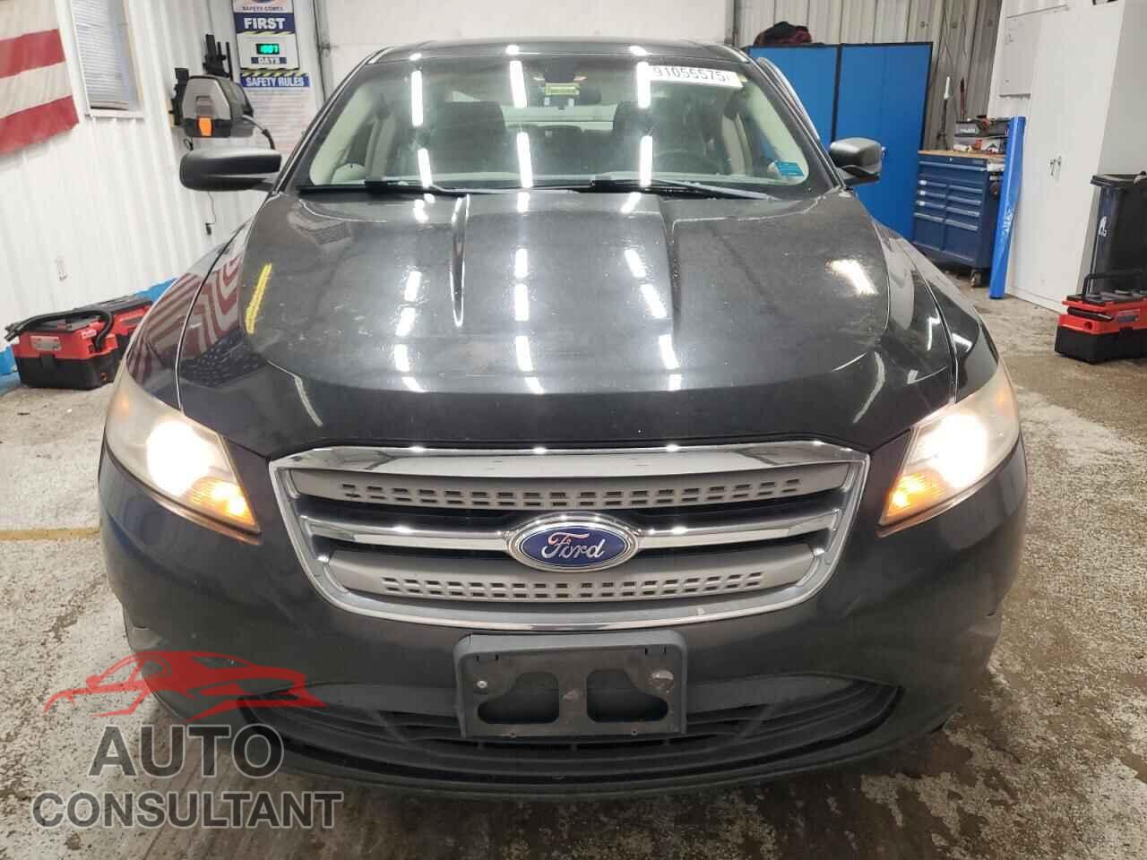 FORD TAURUS 2011 - 1FAHP2DW9BG167921