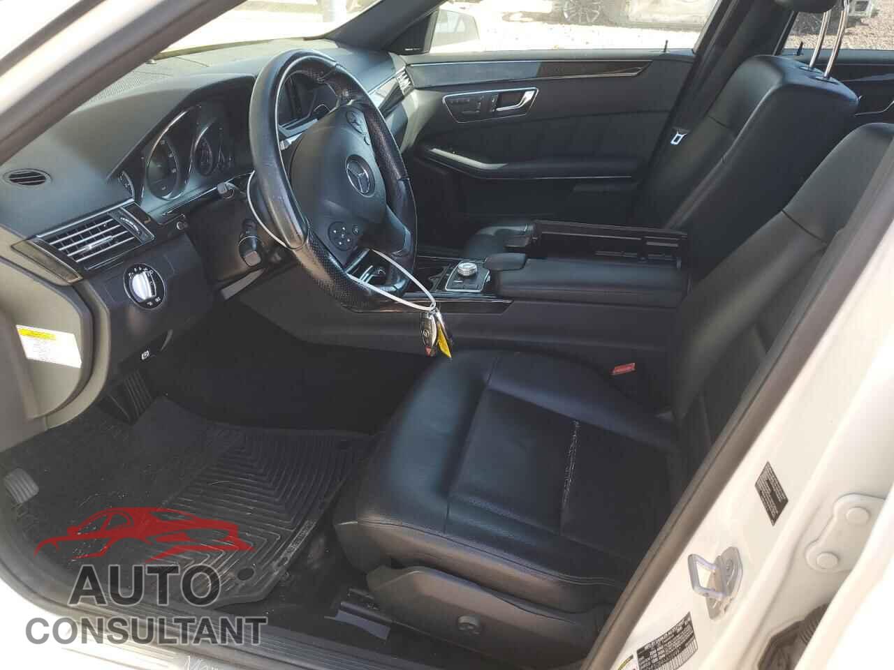 MERCEDES-BENZ E-CLASS 2010 - WDDHF5GB8AA059997