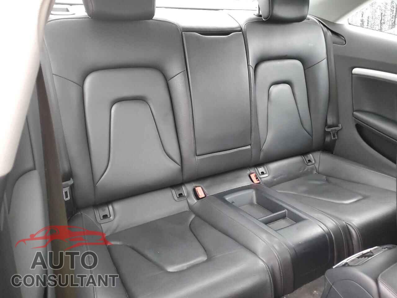 AUDI A5 2013 - WAULFAFR7DA064265
