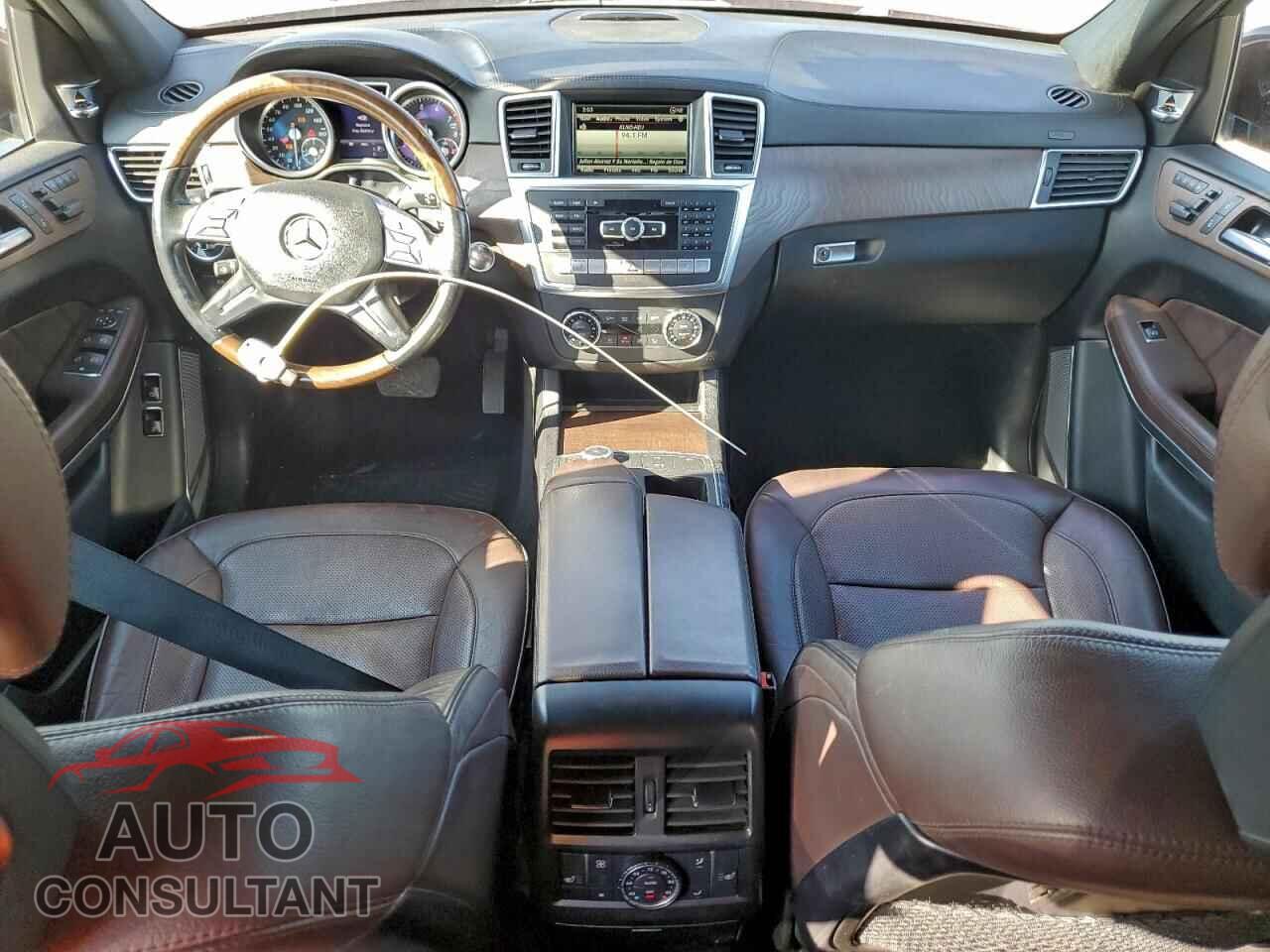 MERCEDES-BENZ GL-CLASS 2013 - 4JGDF7DE2DA241245