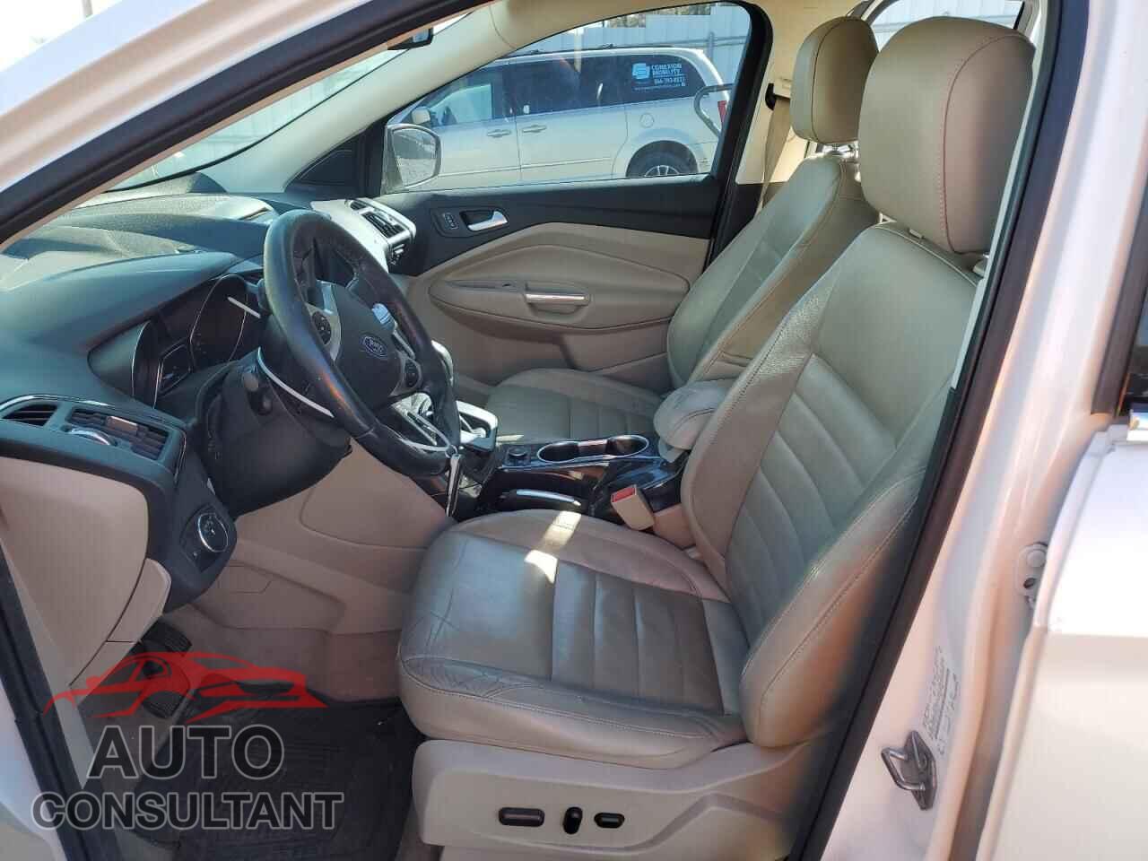 FORD ESCAPE 2014 - 1FMCU0JX2EUC81257