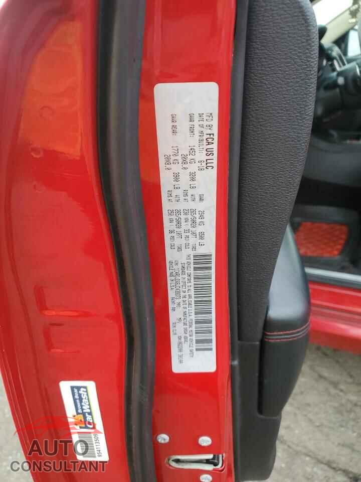 DODGE DURANGO 2018 - 1C4RDJDG6JC439373