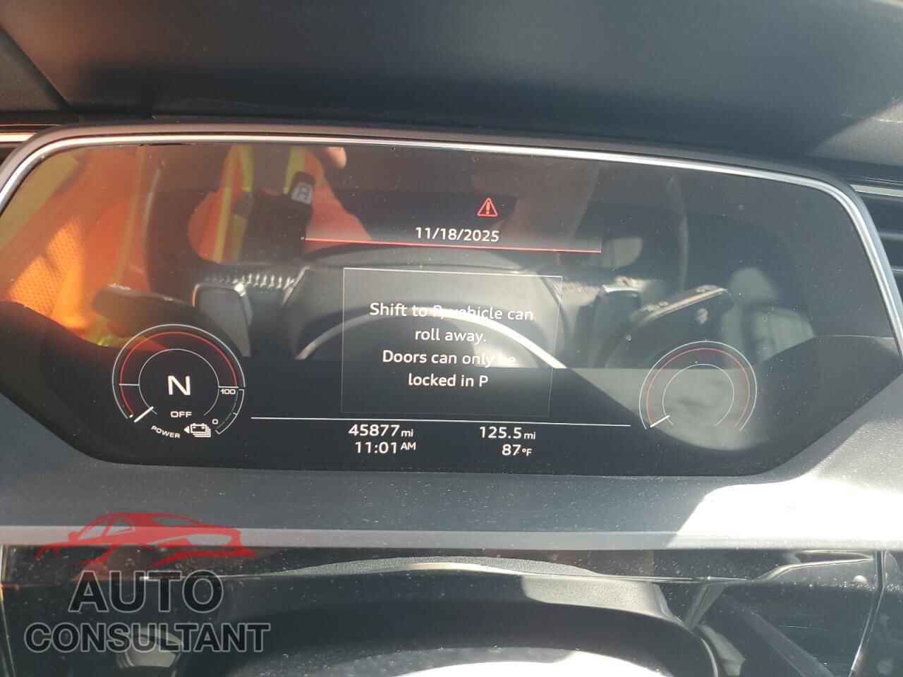 AUDI E-TRON 2021 - WA1AAAGE4MB030552