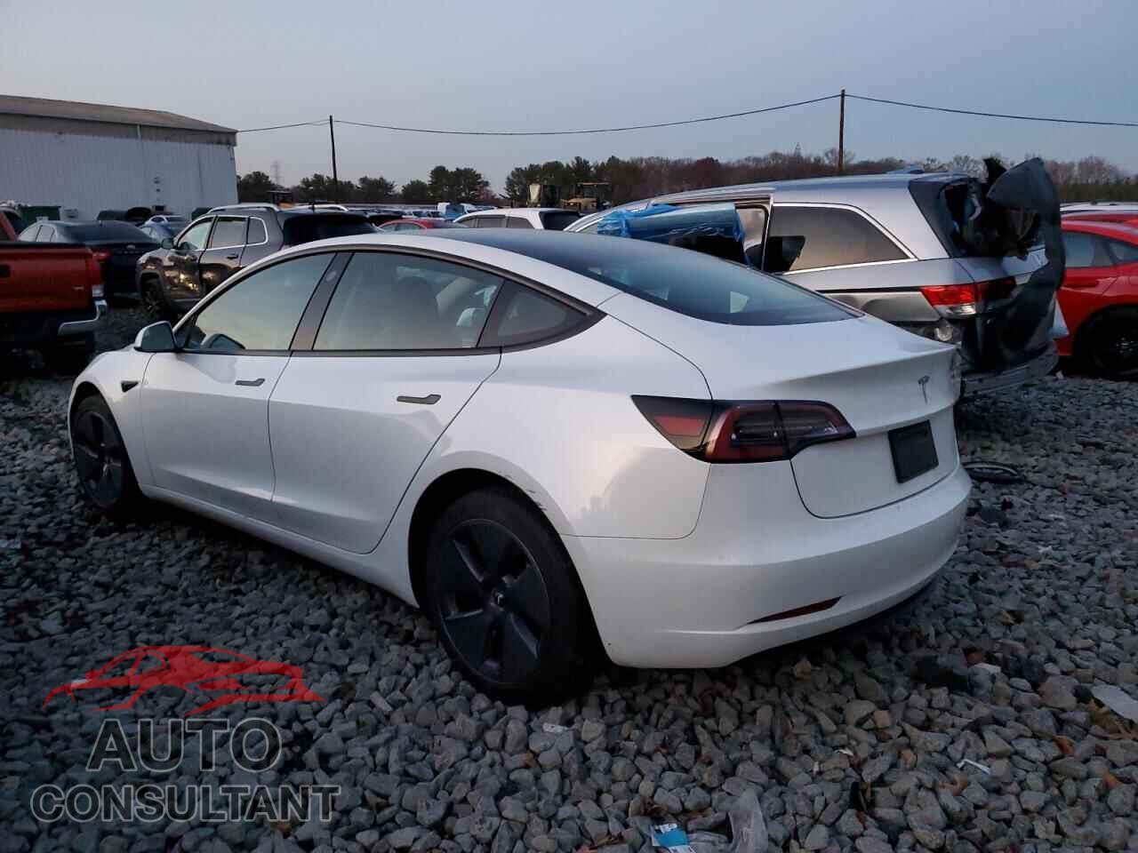 TESLA MODEL 3 2023 - 5YJ3E1EA1PF475688