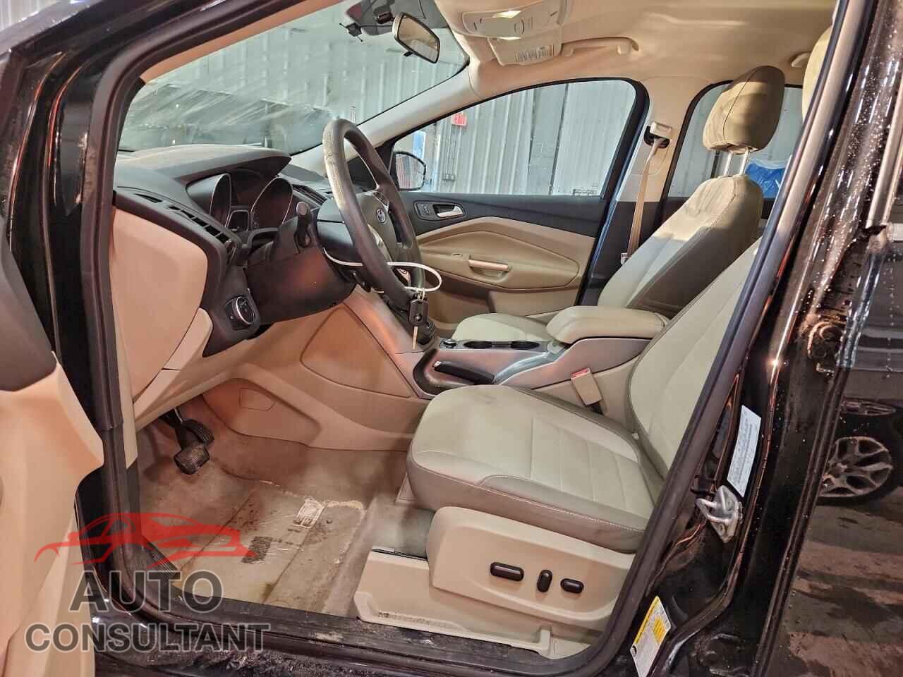 FORD ESCAPE 2016 - 1FMCU9GX1GUB91709