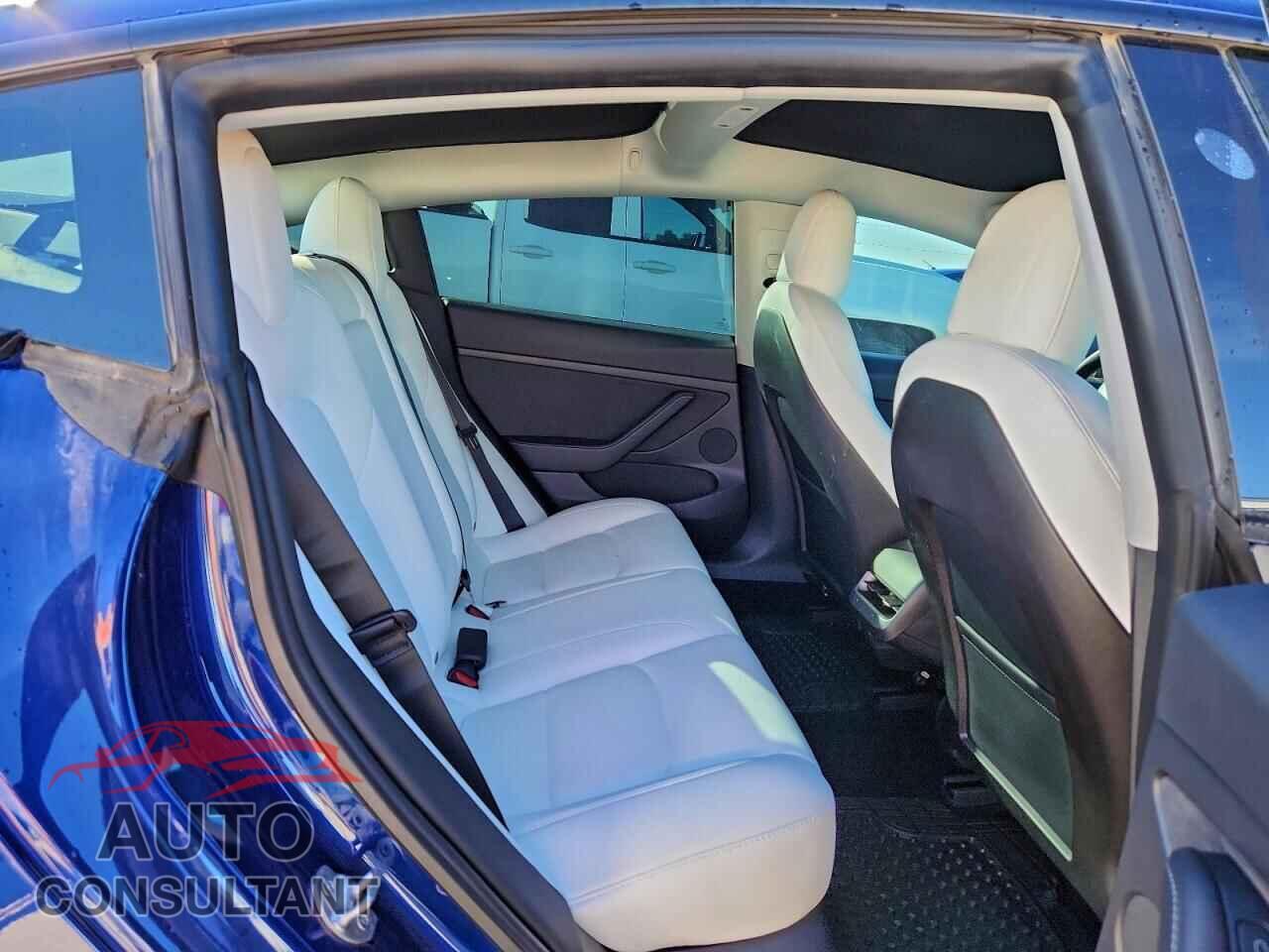 TESLA MODEL 3 2021 - 5YJ3E1EA3MF989568