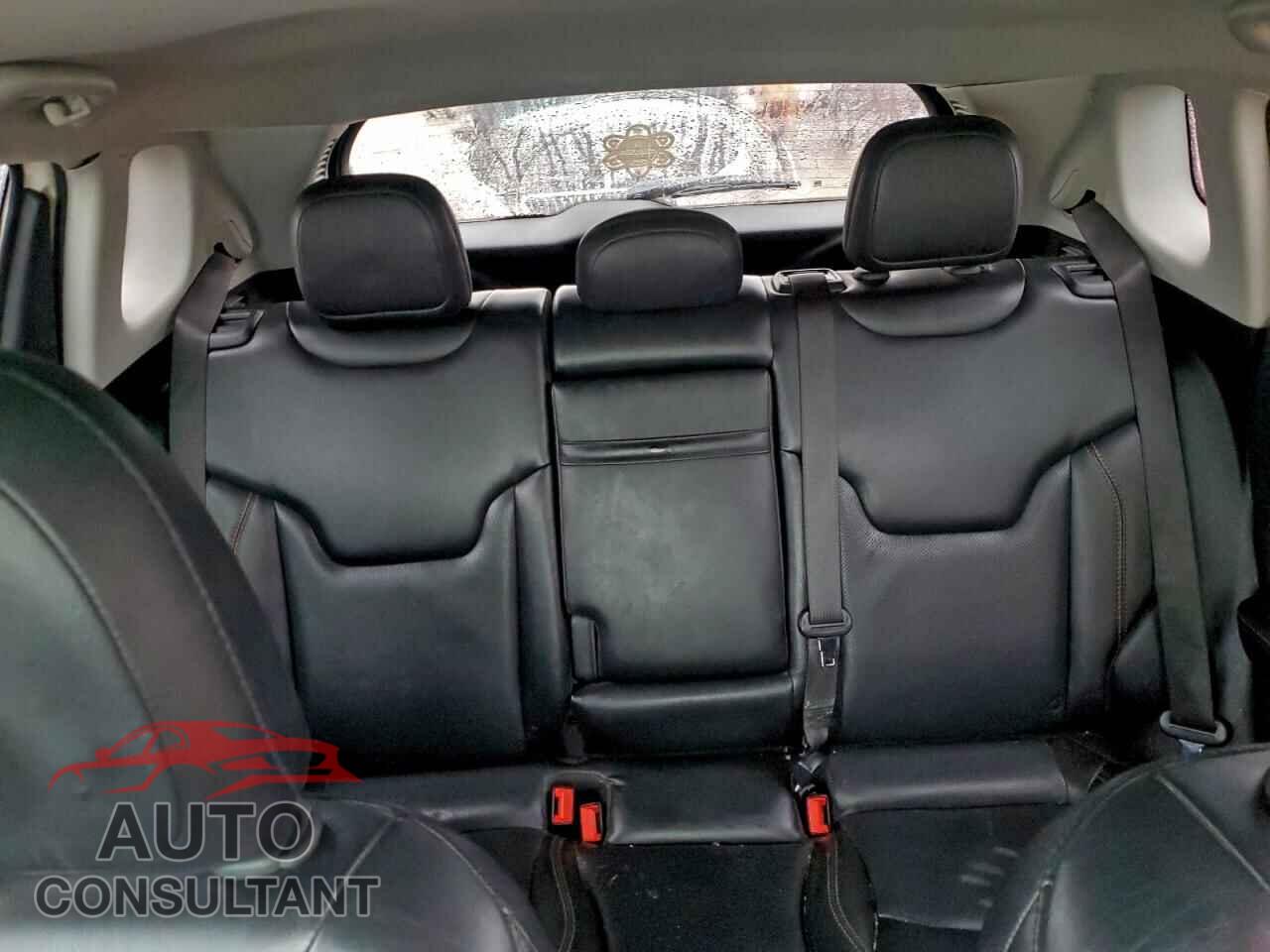 JEEP COMPASS 2019 - 3C4NJDCB3KT641804