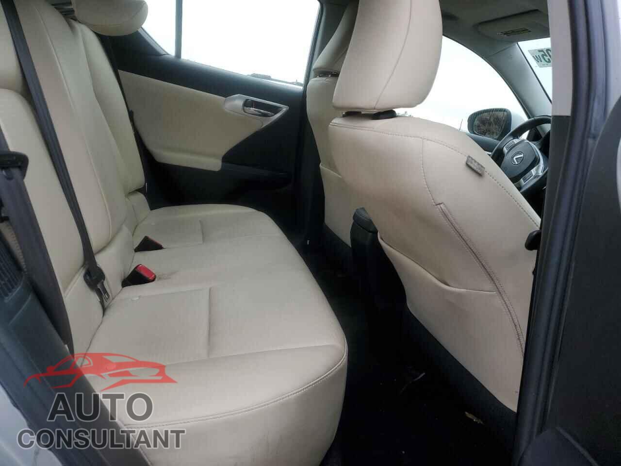 LEXUS CT 200 2013 - JTHKD5BH1D2135638