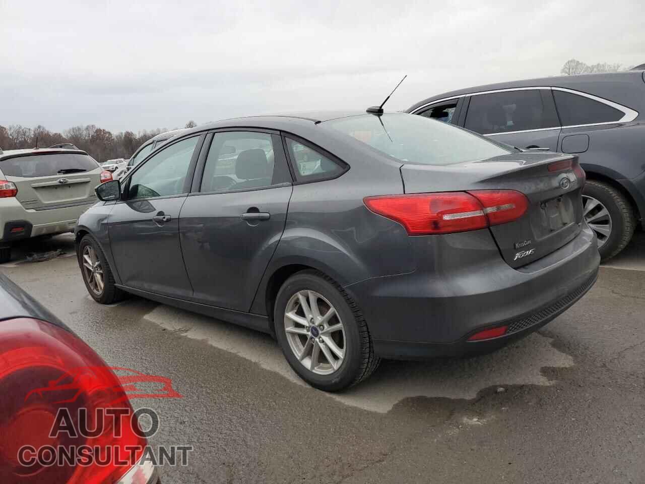FORD FOCUS 2017 - 1FADP3F22HL211773