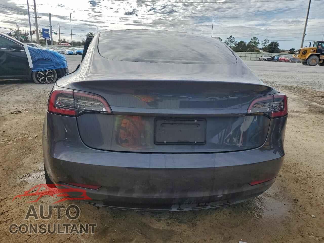 TESLA MODEL 3 2021 - 5YJ3E1EC3MF981150