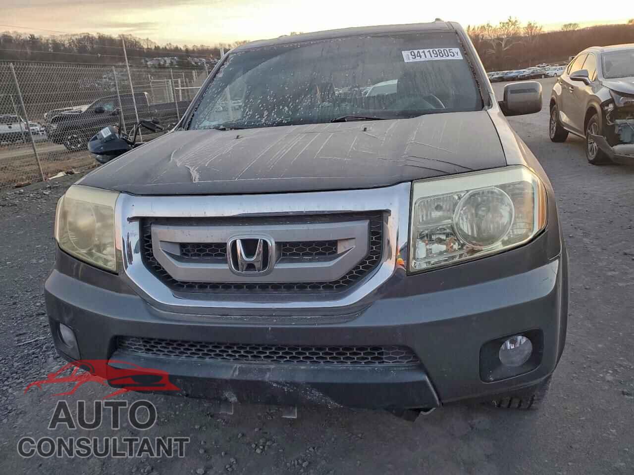 HONDA PILOT 2011 - 5FNYF4H56BB076593