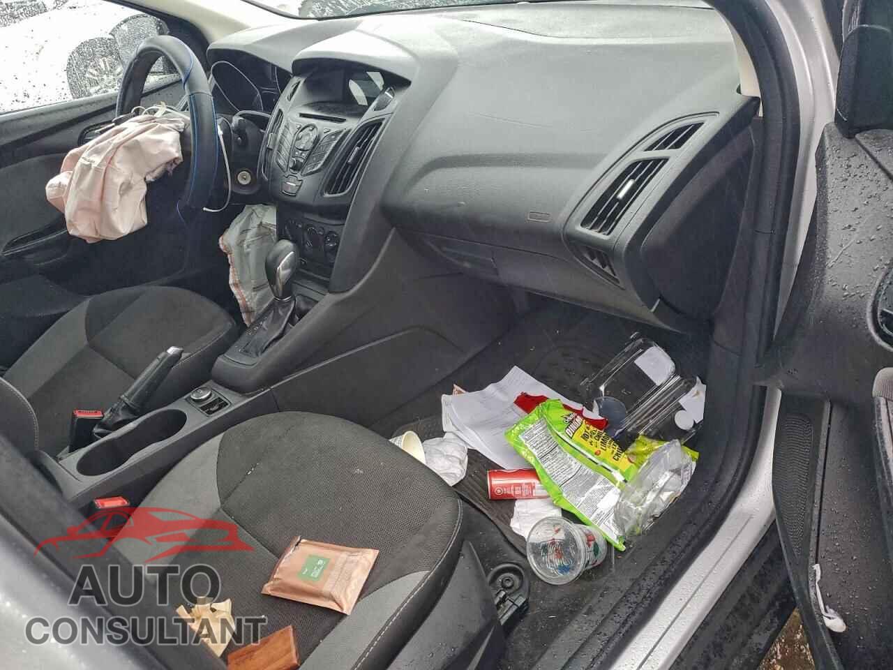 FORD FOCUS 2014 - 1FADP3E2XEL350109