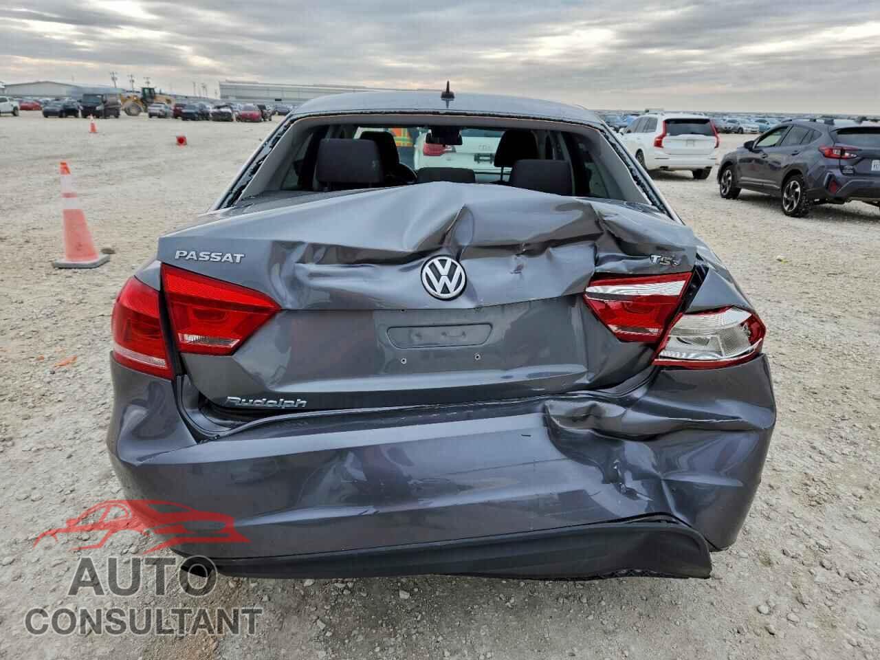 VOLKSWAGEN PASSAT 2015 - 1VWAS7A39FC106337