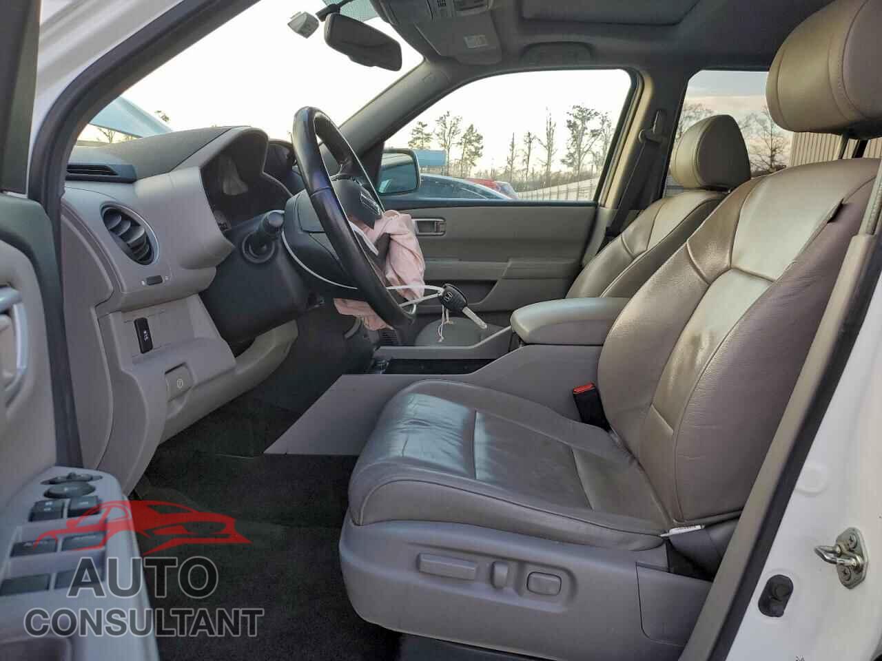HONDA PILOT 2014 - 5FNYF4H50EB020282