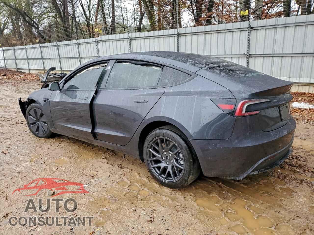 TESLA MODEL 3 2025 - 5YJ3E1EA5SF075013