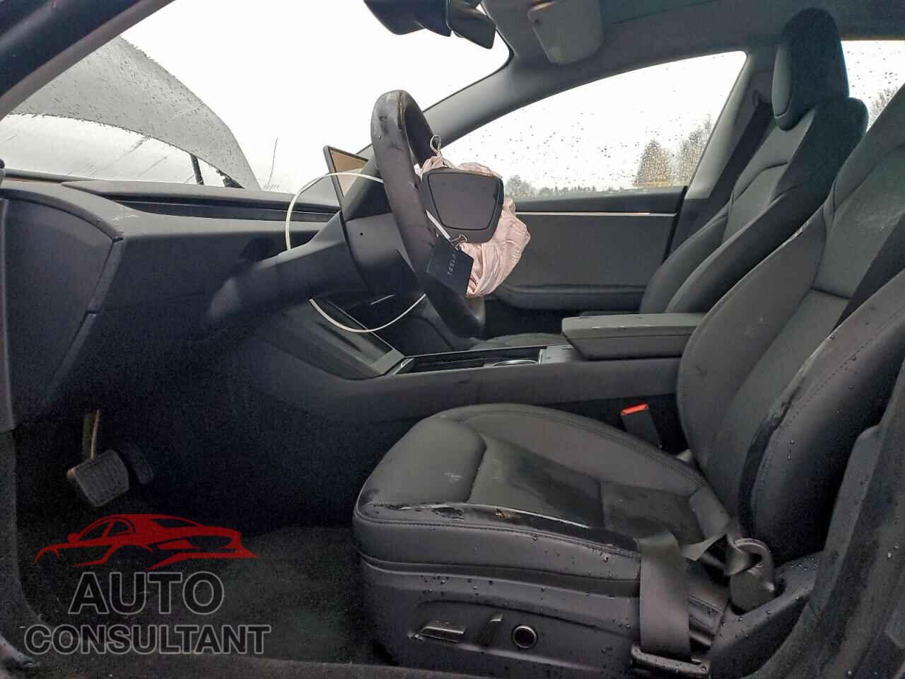 TESLA MODEL 3 2025 - 5YJ3E1EAXSF081308
