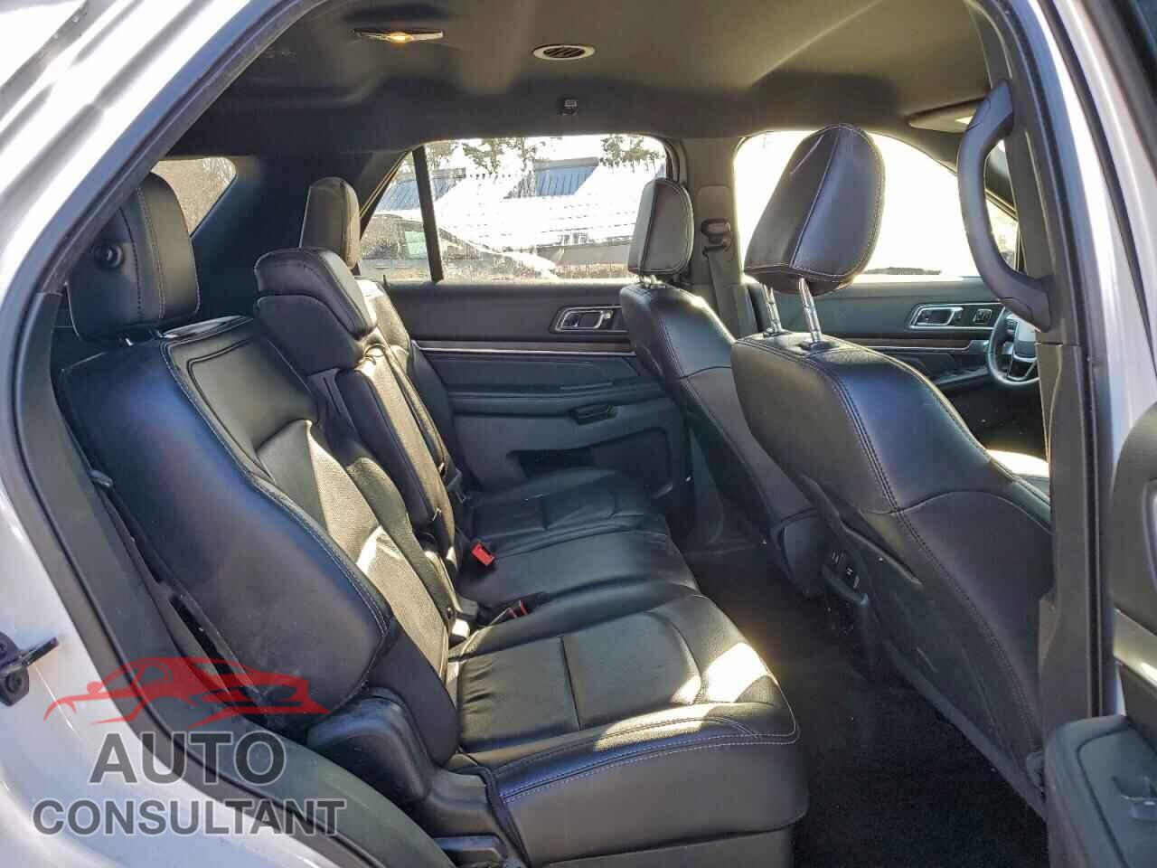 FORD EXPLORER 2018 - 1FM5K8F84JGB13370