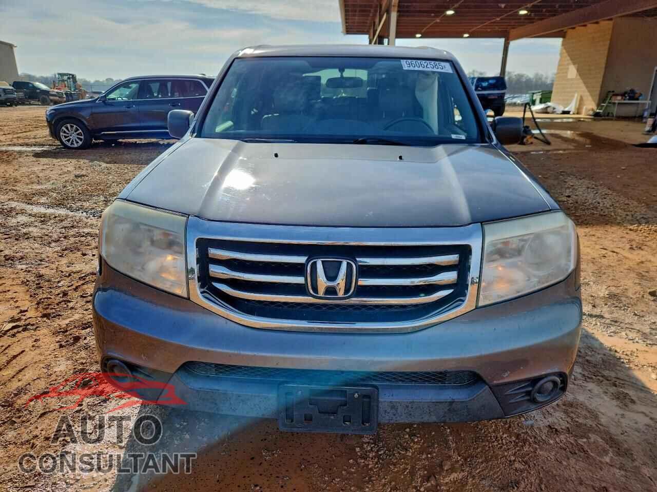 HONDA PILOT 2015 - 5FNYF3H2XFB015740
