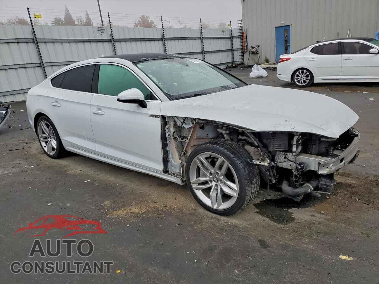 AUDI A5 2019 - WAUANCF51KA007740