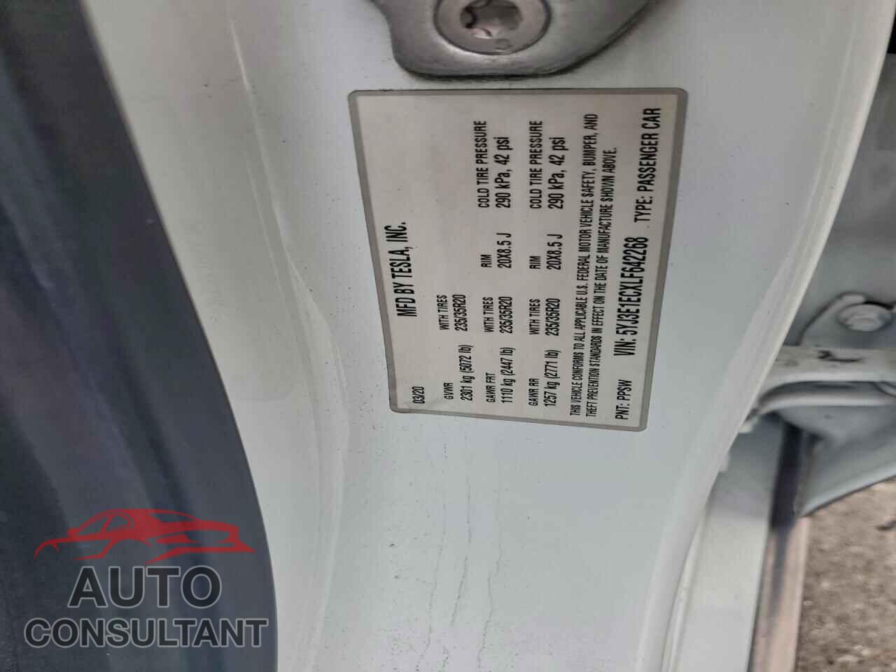 TESLA MODEL 3 2020 - 5YJ3E1ECXLF642268