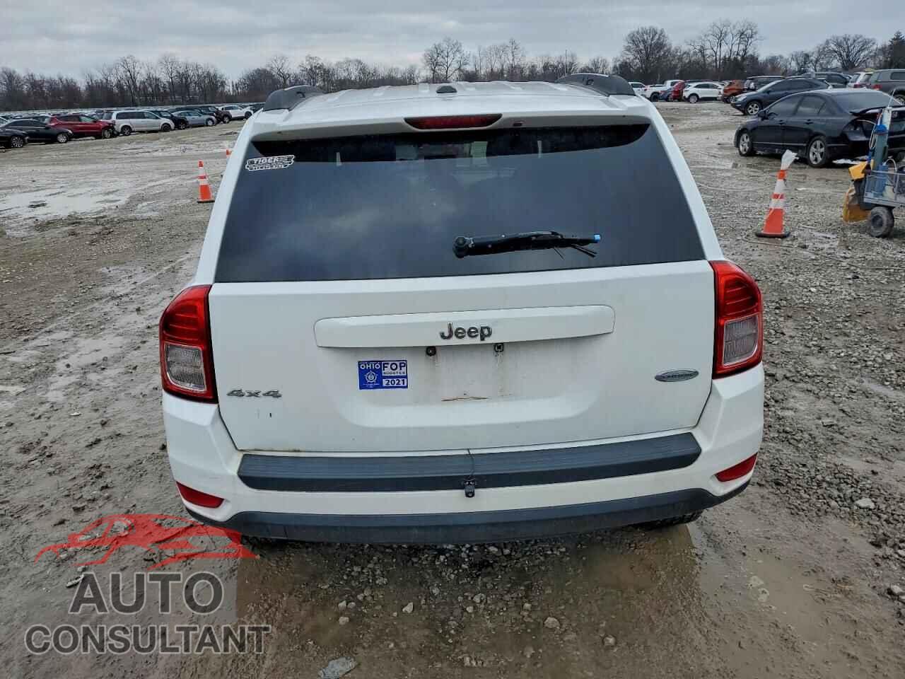 JEEP COMPASS 2011 - 1J4NF1FB6BD257768