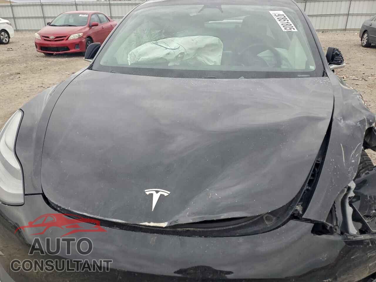 TESLA MODEL 3 2018 - 5YJ3E1EA6JF157475