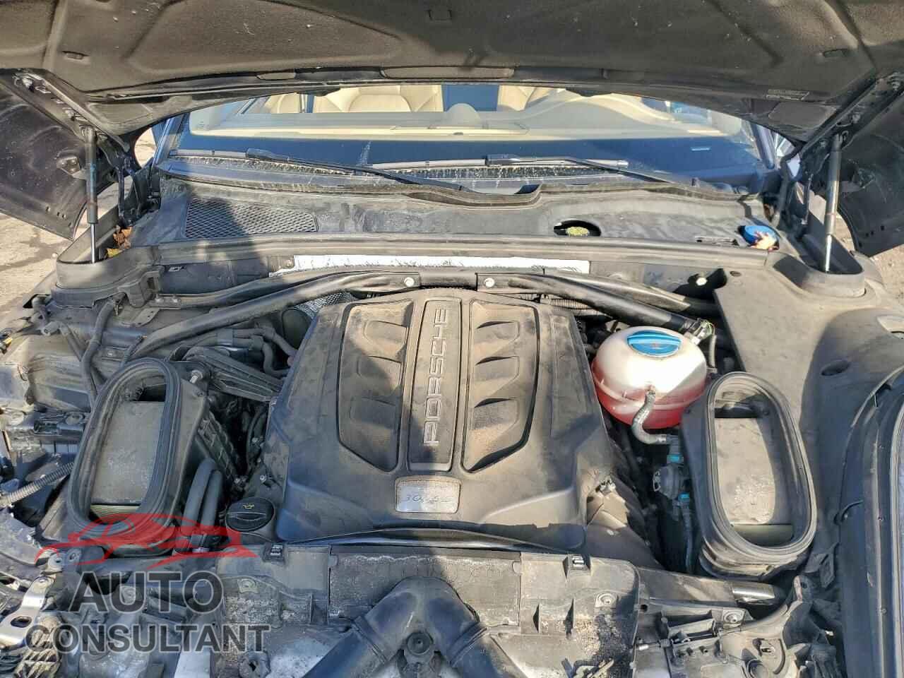 PORSCHE MACAN 2015 - WP1AB2A56FLB61785