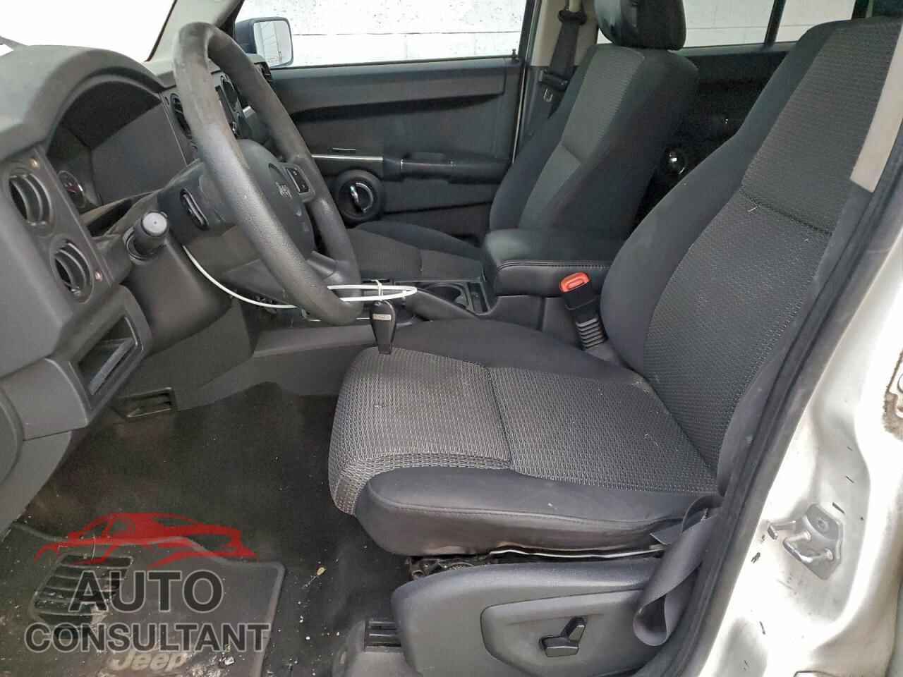 JEEP COMMANDER 2010 - 1J4RG4GK7AC146343
