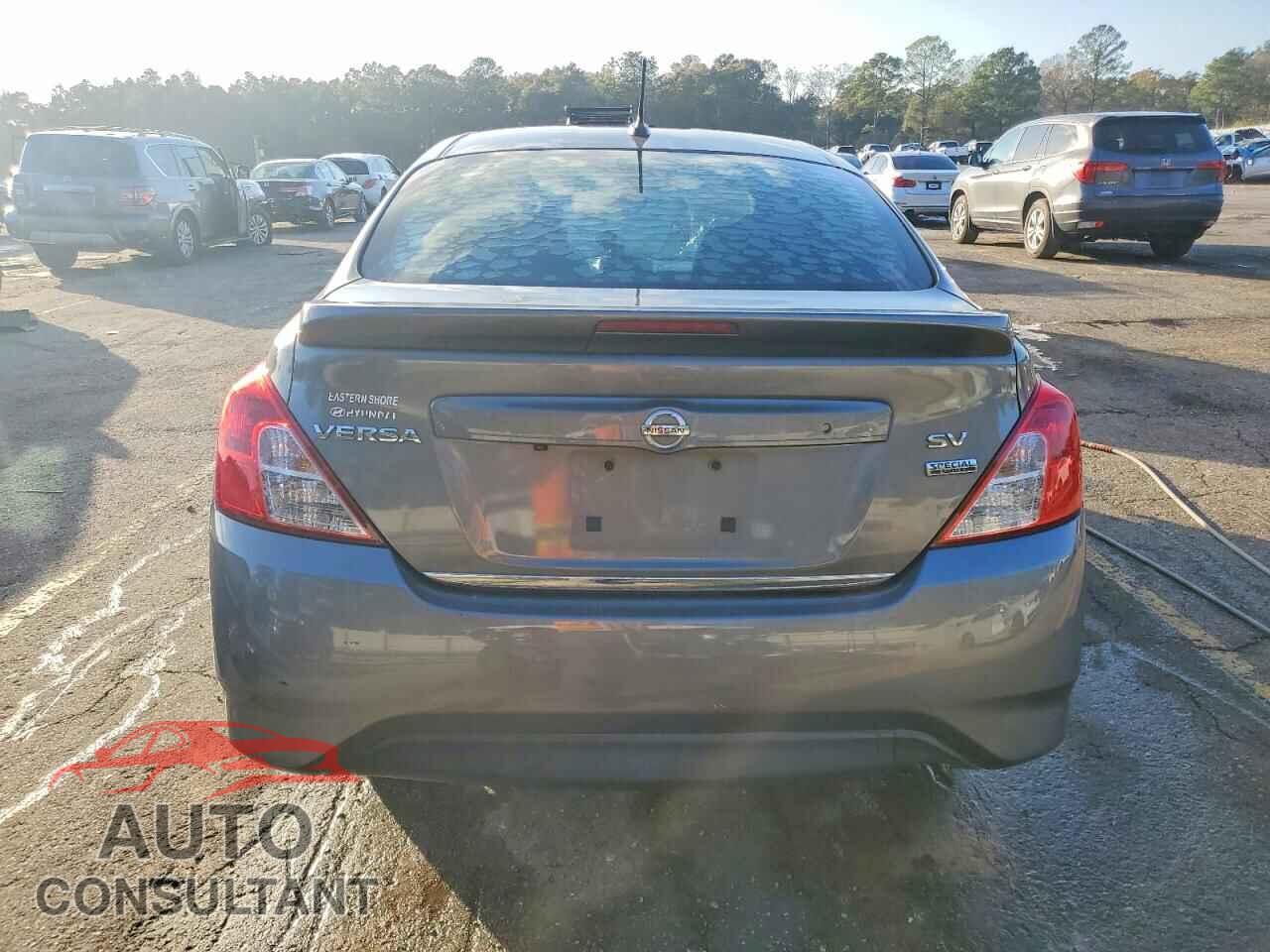 NISSAN VERSA 2019 - 3N1CN7AP3KL815739